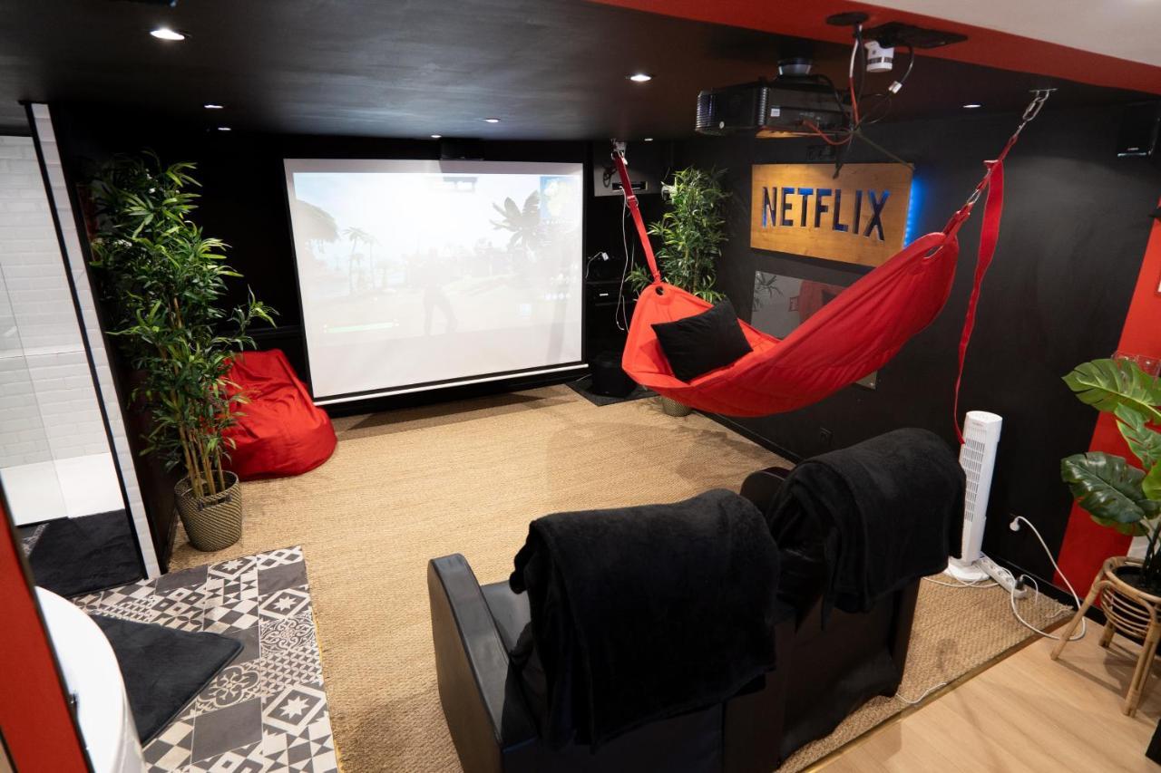 Capsule movie avec Balneo home cinema playstation 5 Valenciennes Extérieur photo