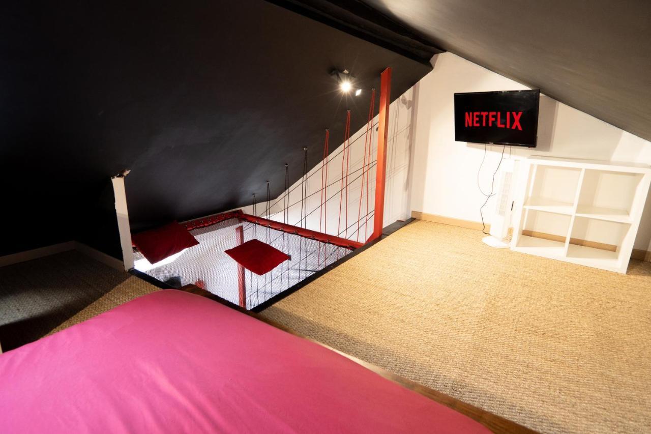 Capsule movie avec Balneo home cinema playstation 5 Valenciennes Extérieur photo